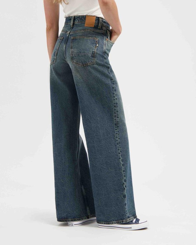Harper loose flared jeans - retro blue from Brand Mission