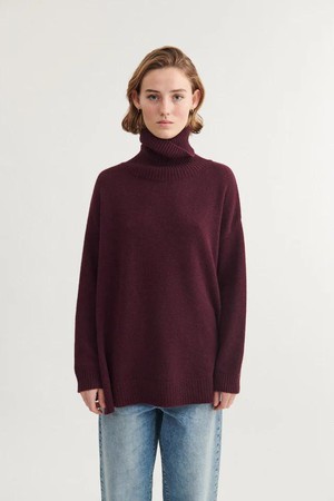 Line T -neck - port royale from Brand Mission
