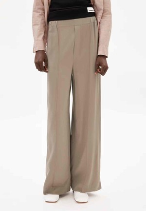 Jonvaalie broek - Shiitake from Brand Mission