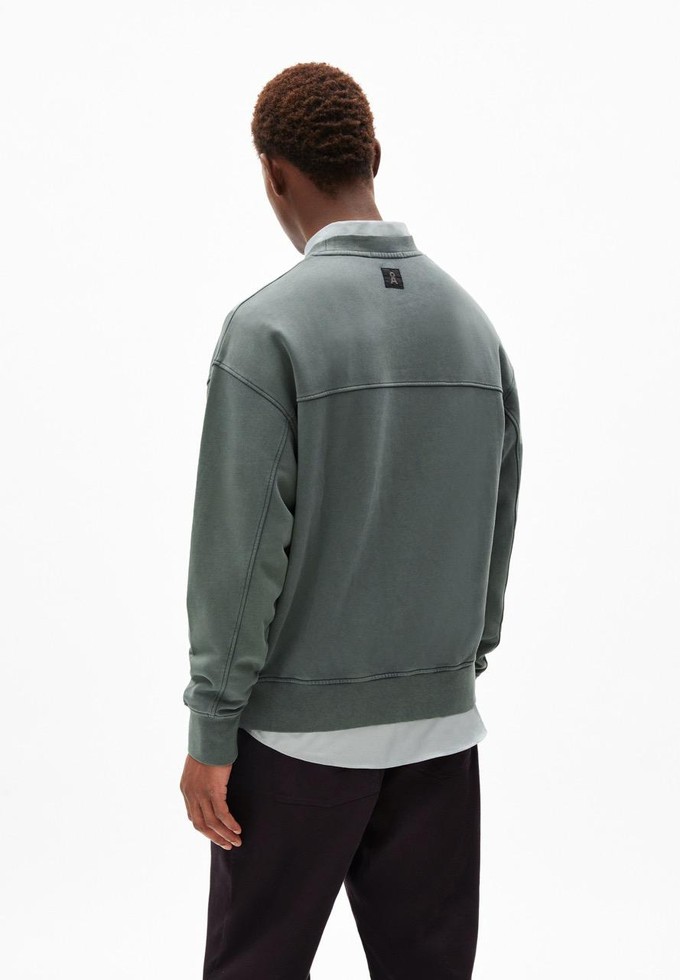 Esaad sweater - gmt dye space steel from Brand Mission