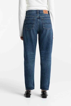 Caroline cropped jeans - zintare dark worn from Brand Mission