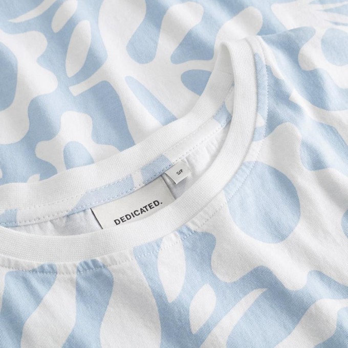 T-shirt visby Wonky beach - Skyway blue from Brand Mission