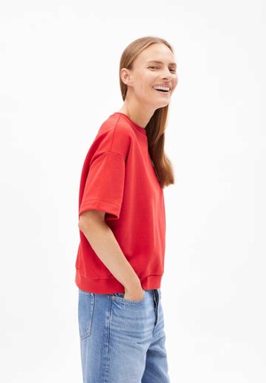 Bamikaa sweater - coral blush from Brand Mission