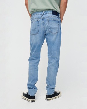 Jim jeans - Bright Blue from Brand Mission