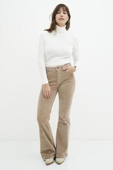 Lisette flare corduroy - sand via Brand Mission