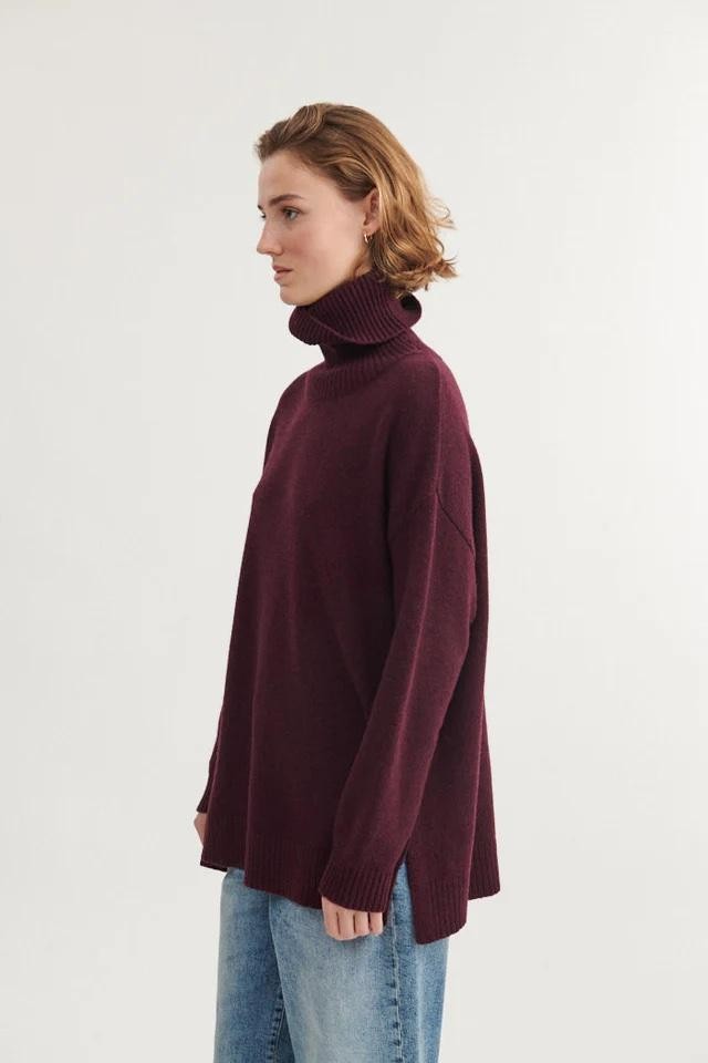 Line T -neck - port royale from Brand Mission