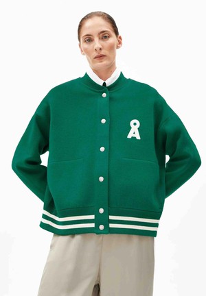 Aalison college jacket - emerald oatmilk from Brand Mission