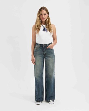Harper loose flared jeans - retro blue from Brand Mission