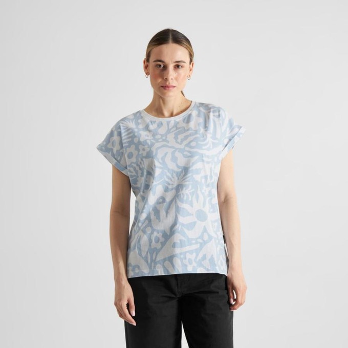 T-shirt visby Wonky beach - Skyway blue from Brand Mission