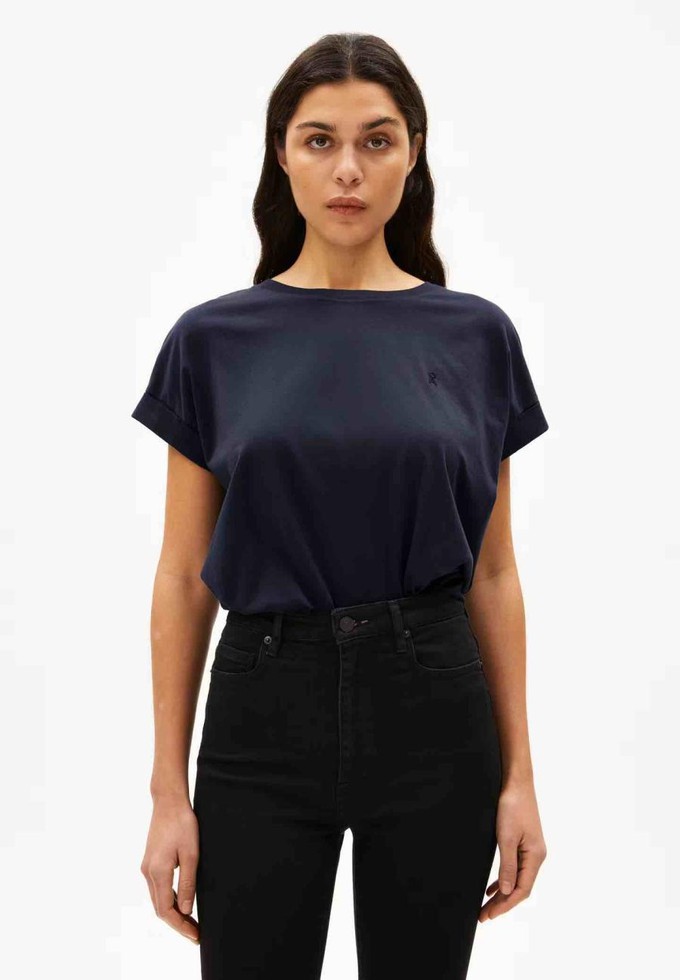 Idaara t-shirt - night sky from Brand Mission