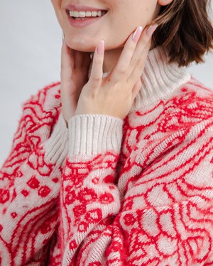 Cropped Sweater Noodles Jacquard from Brava Fabrics