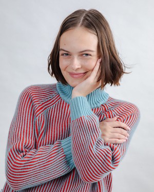Bicolor Wool Cropped Sweater Blue from Brava Fabrics