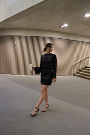 Camila Jurk Zwart from C by Stories