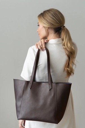 Totissimo shoulder bag - Chocolate from CANUSSA