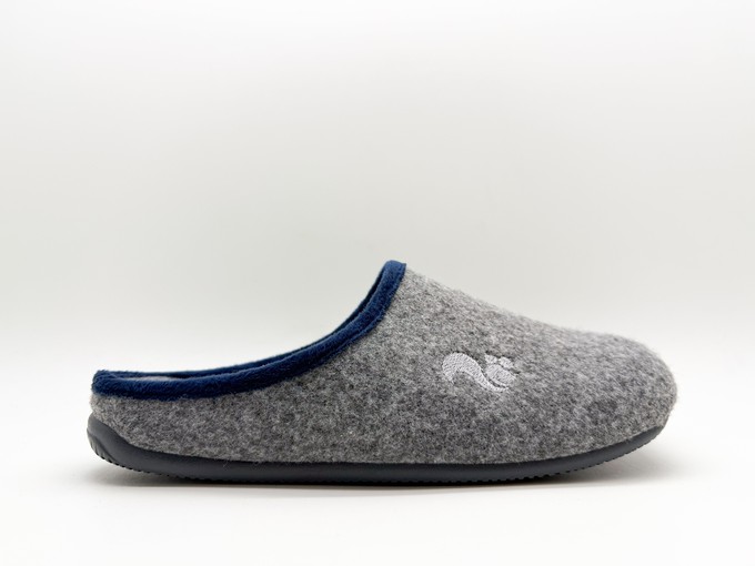 thies 1856 ® PET Piping Slipper vegan grey from COILEX