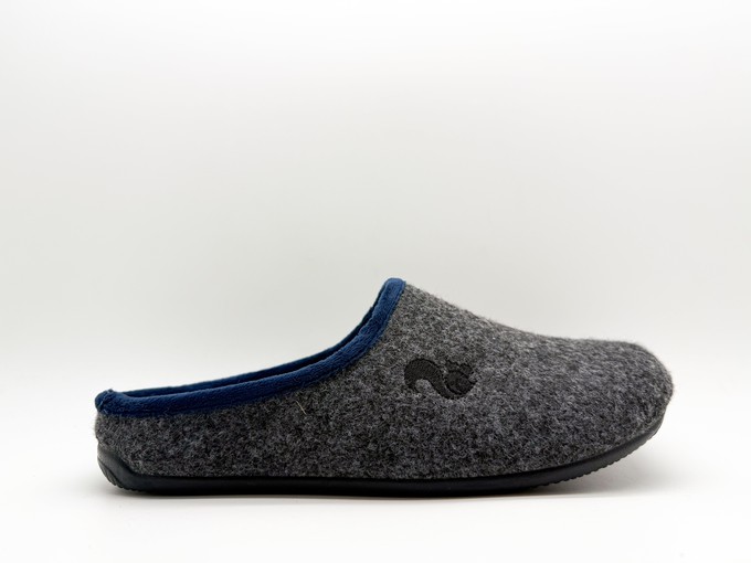 thies 1856 ® PET Piping Slipper vegan dark grey navy from COILEX