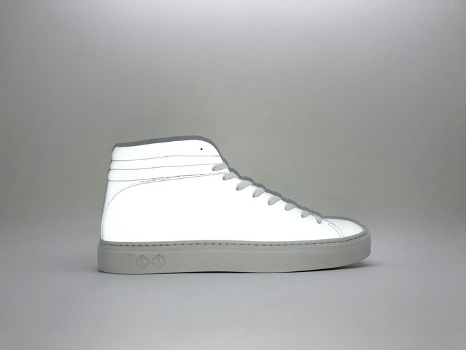 nat-2™ Sleek vegan white reflective (W/M/X) from COILEX