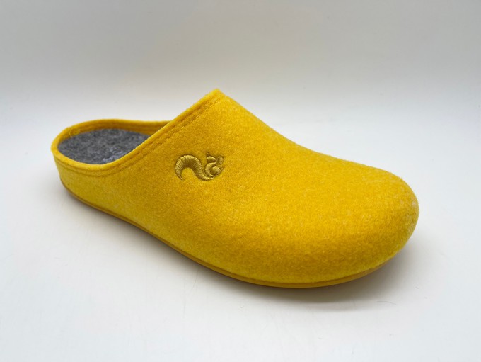 thies 1856 ® Recycled PET Slipper vegan yellow (W/X) from COILEX