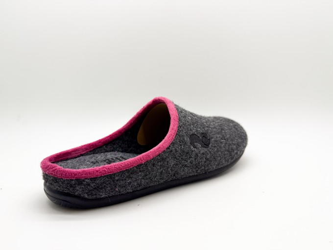 thies 1856 ® PET Piping Slipper vegan dark grey from COILEX