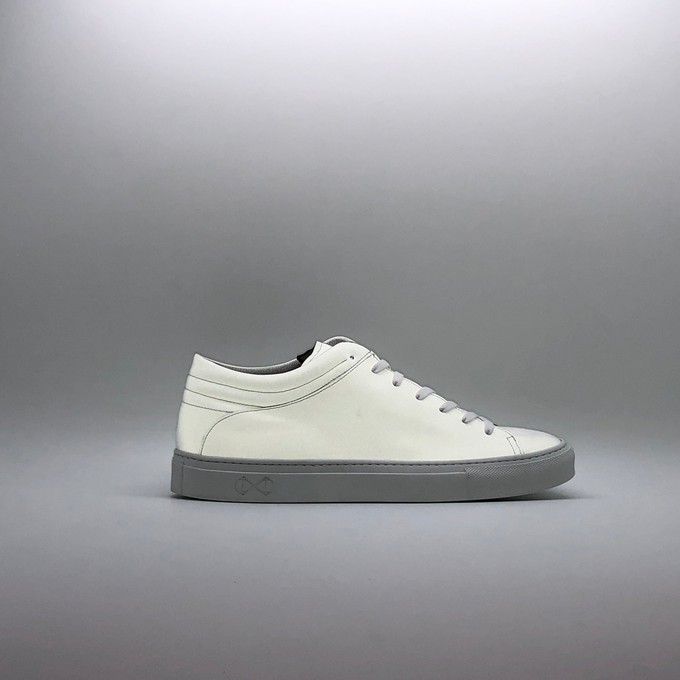 nat-2™ Sleek Low vegan white reflective from COILEX