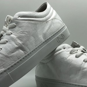 nat-2™ Sleek Low Tyvek ® vegan white paper from COILEX