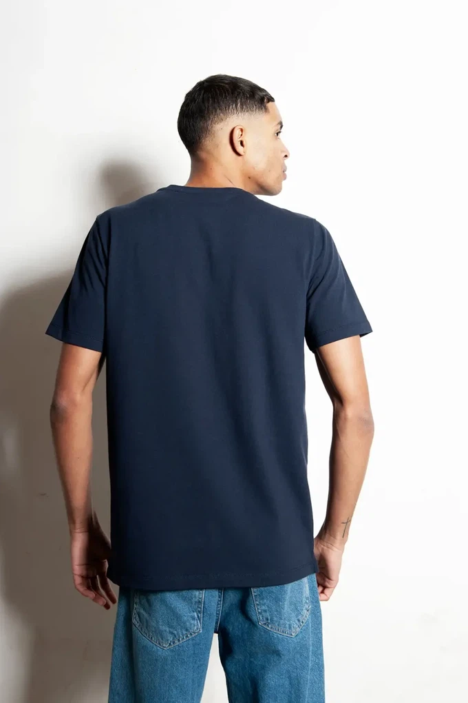 Duurzaam T-shirt Hiland | navy blue from common|era sustainable fashion