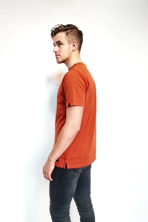 Duurzaam T-shirt Hiland | burned orange from common|era sustainable fashion