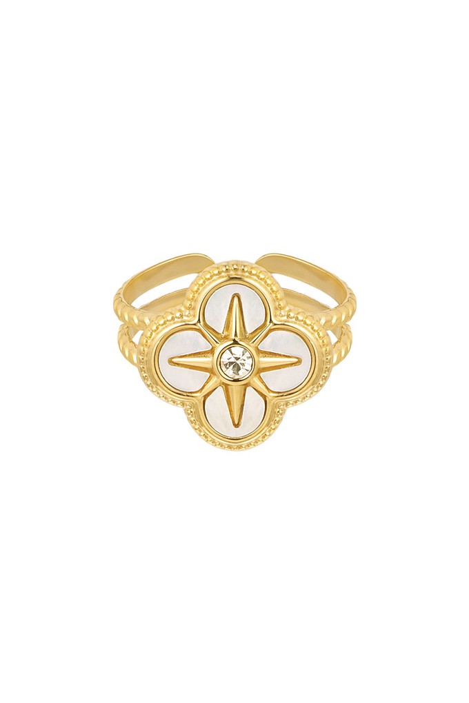 Clover ring from Dancing Moon
