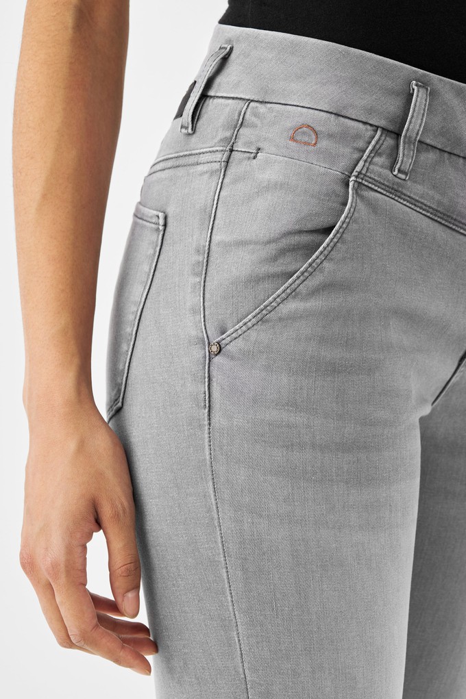 SUN UP Skinny Powerstretch - Design Details - Silver Denim from DAWN Denim SUN UP Skinny Powerstretch - Design Details - Silver Denim from DAWN Denim