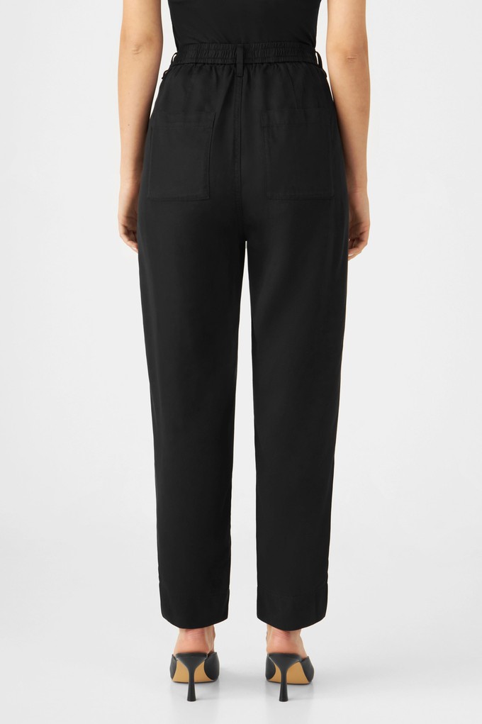 SUNSHINE Tapered Tencel - Classic Jogger - Midnight Black from DAWN Denim