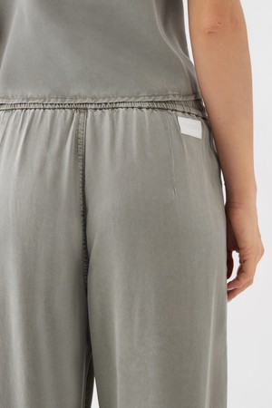 RAY Easy On Tencel - Pants - Rock Olive from DAWN Denim