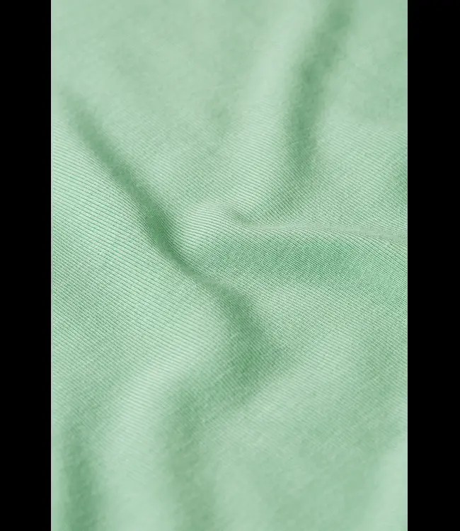 KING LOUIE •• Double V Top Caprice | Sprucestone Mint from De Groene Knoop