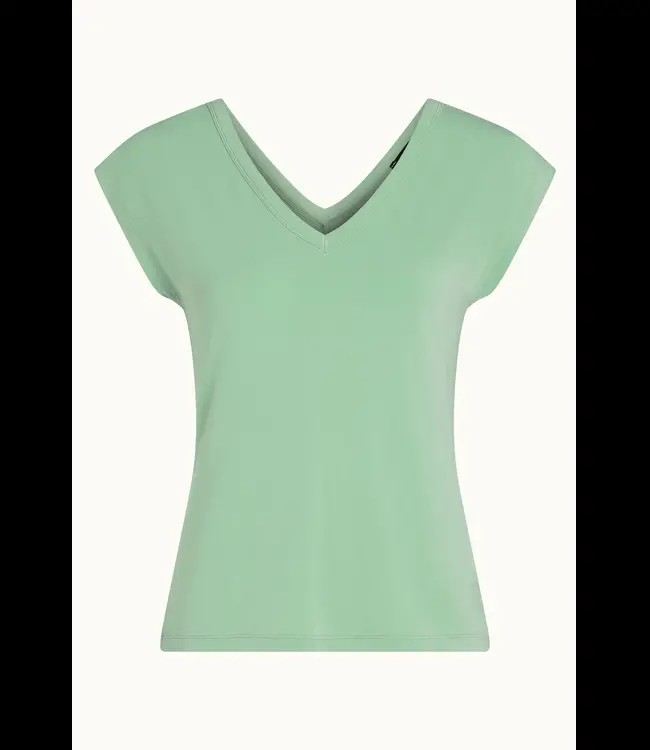 KING LOUIE •• Double V Top Caprice | Sprucestone Mint from De Groene Knoop
