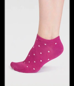 THOUGHT  •• Dottie Spotty Trainer Socks | Raspberry Pink from De Groene Knoop