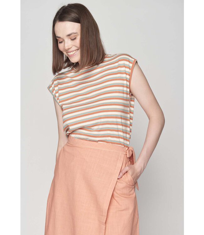 GREENBOMB •• Basic Timid Shirt | Peach Stripes from De Groene Knoop
