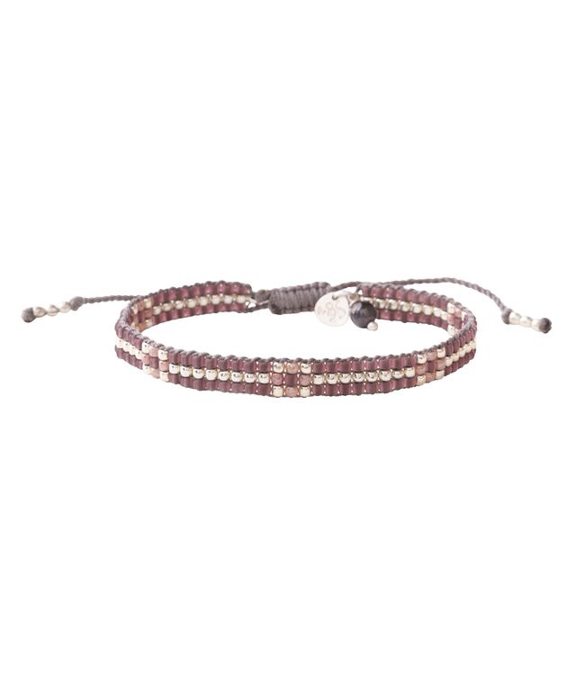 A BEAUTIFUL STORY •• Competent Garnet Bracelet SC | Zilver from De Groene Knoop