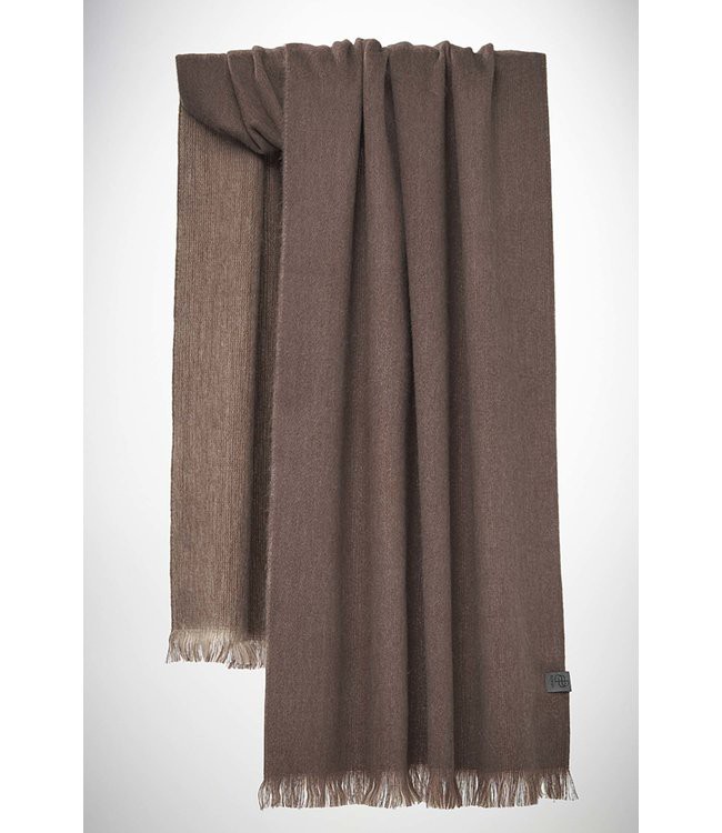 Bufandy •• Brushed Doble Fudge Truffle | Alpaca Shawl from De Groene Knoop