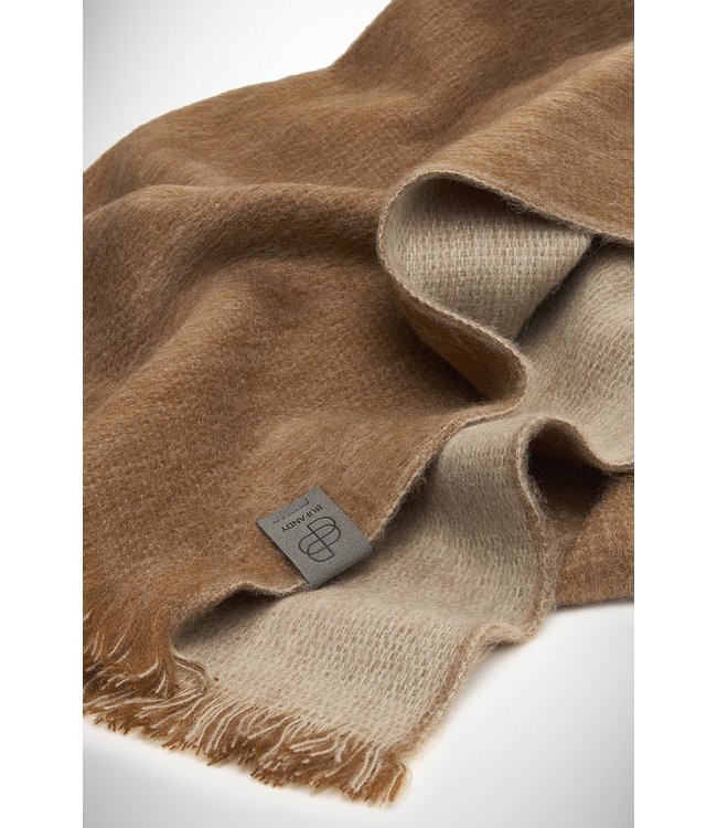 Bufandy •• Brushed Doble Mocha Whip | Alpaca Shawl from De Groene Knoop