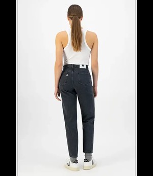 MUD Jeans •• Loose Bailey Jeans | Used Black from De Groene Knoop
