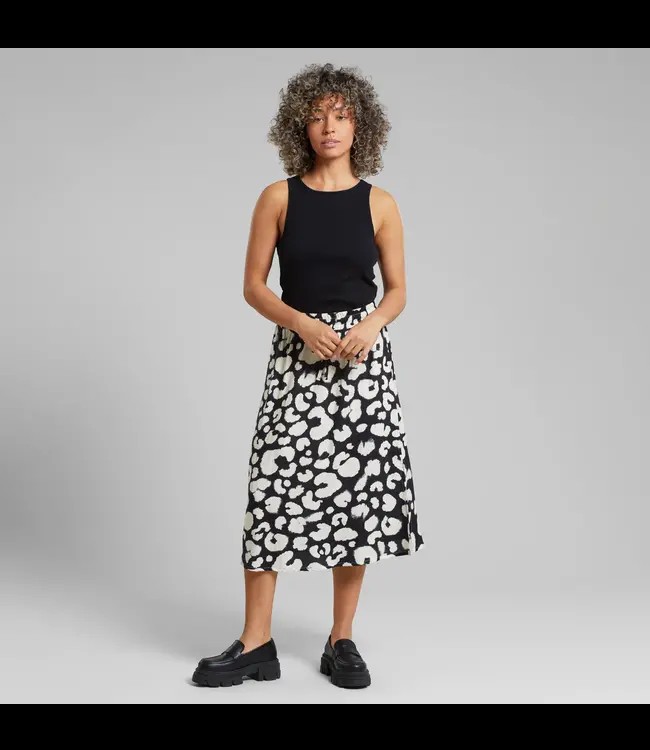 DEDICATED. •• Skirt Klippan | Painted Leopard Black from De Groene Knoop