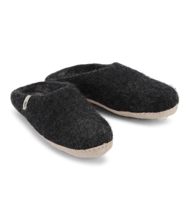 EGOS Copenhagen •• Slipper Zwart from De Groene Knoop