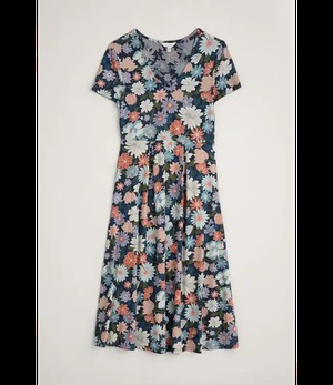 SEASALT CORNWALL •• Helena Short Sleeve V-Neck Midi Dress | Flowering Blooms Maritime from De Groene Knoop
