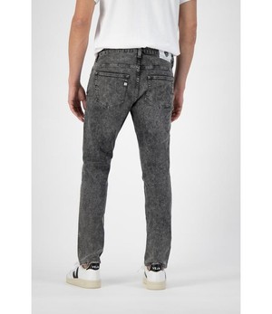 MUD Jeans •• Jeans Slimmer Rick - Heavy Stone Black from De Groene Knoop