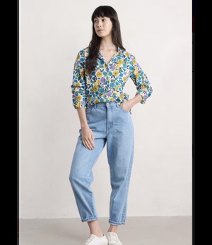SEASALT CORNWALL •• Larissa Shirt | Zennor Blooms Chalk from De Groene Knoop