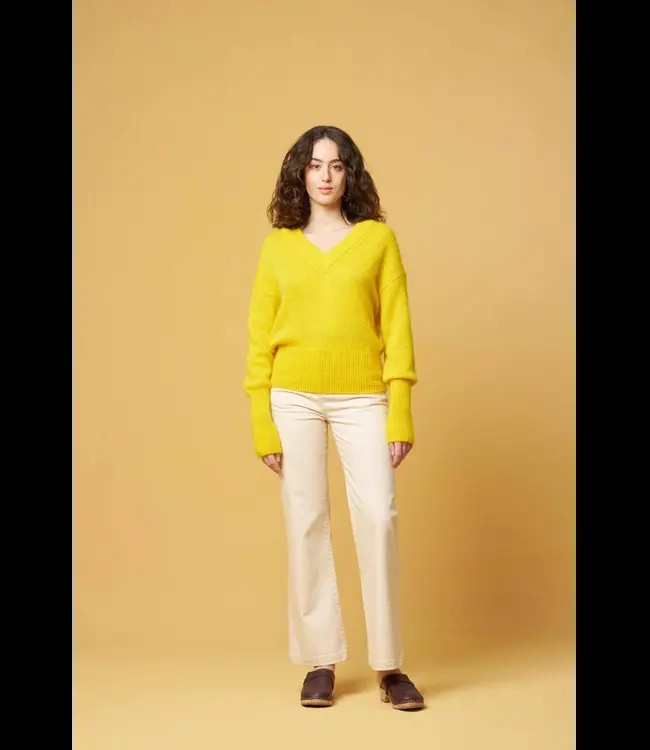 EKYOG •• Lore Sweater | Mimosa | PULL LORE geel from De Groene Knoop