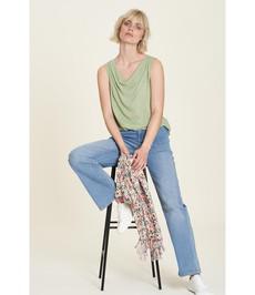 Tranquillo •• EcoVero™ Viscose Top | Topaz Green via De Groene Knoop