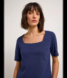 LANIUS •• Shirt with square neckline | Night Blue ~ Halbarmshirt via De Groene Knoop