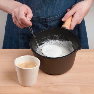 Melkschuimer voor cappuccino, roestvrij staal, Ø 8 cm from Dille & Kamille