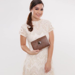 Maganda Clutch Red Pearl from Disenyo