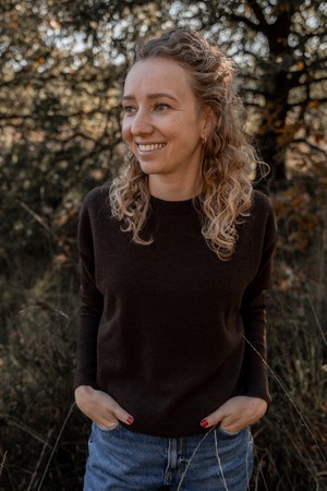 Trui Claudia – Chocolate Brown from Douxx